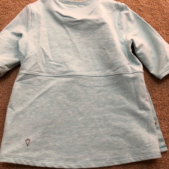 ❌Ivivva 6 Shirt with Side Snaps - Picture 2 of 4